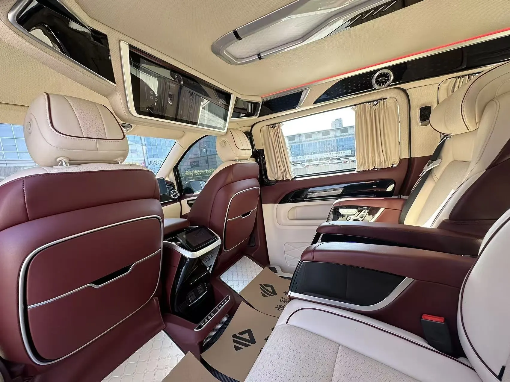 Mercedes-Benz Vito, 2023 9