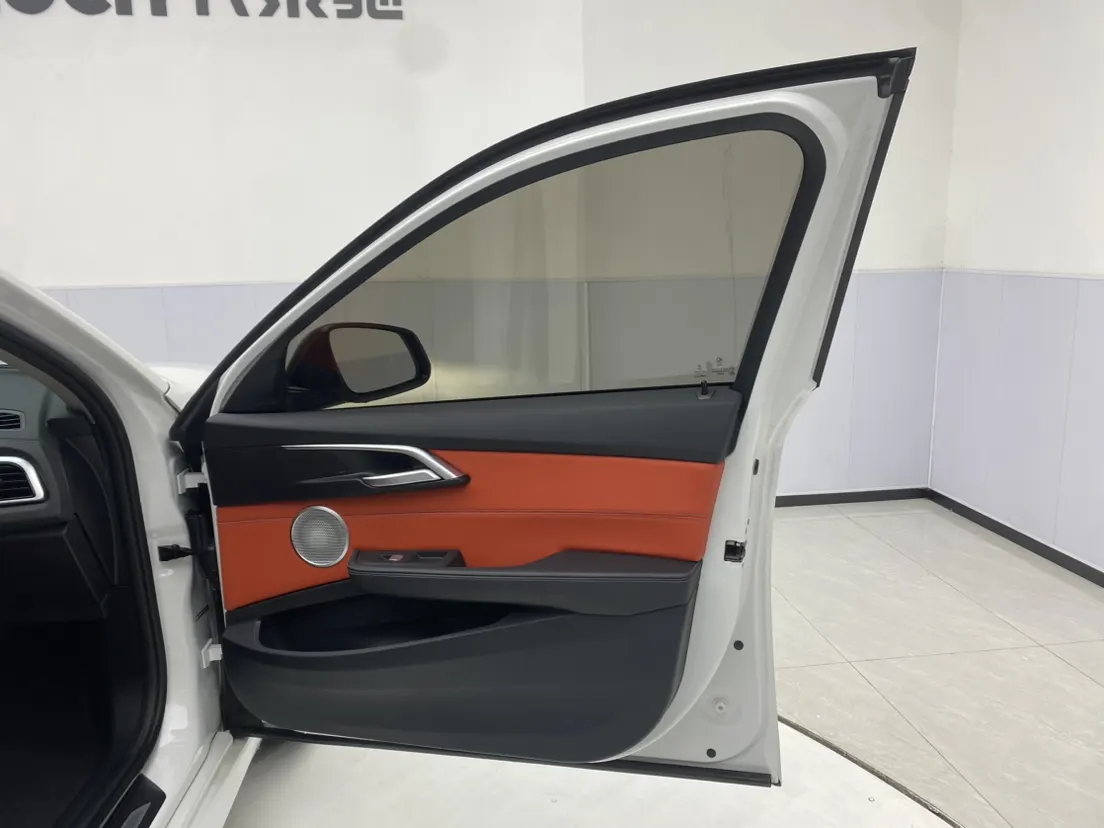 BMW 125i, 2023 26