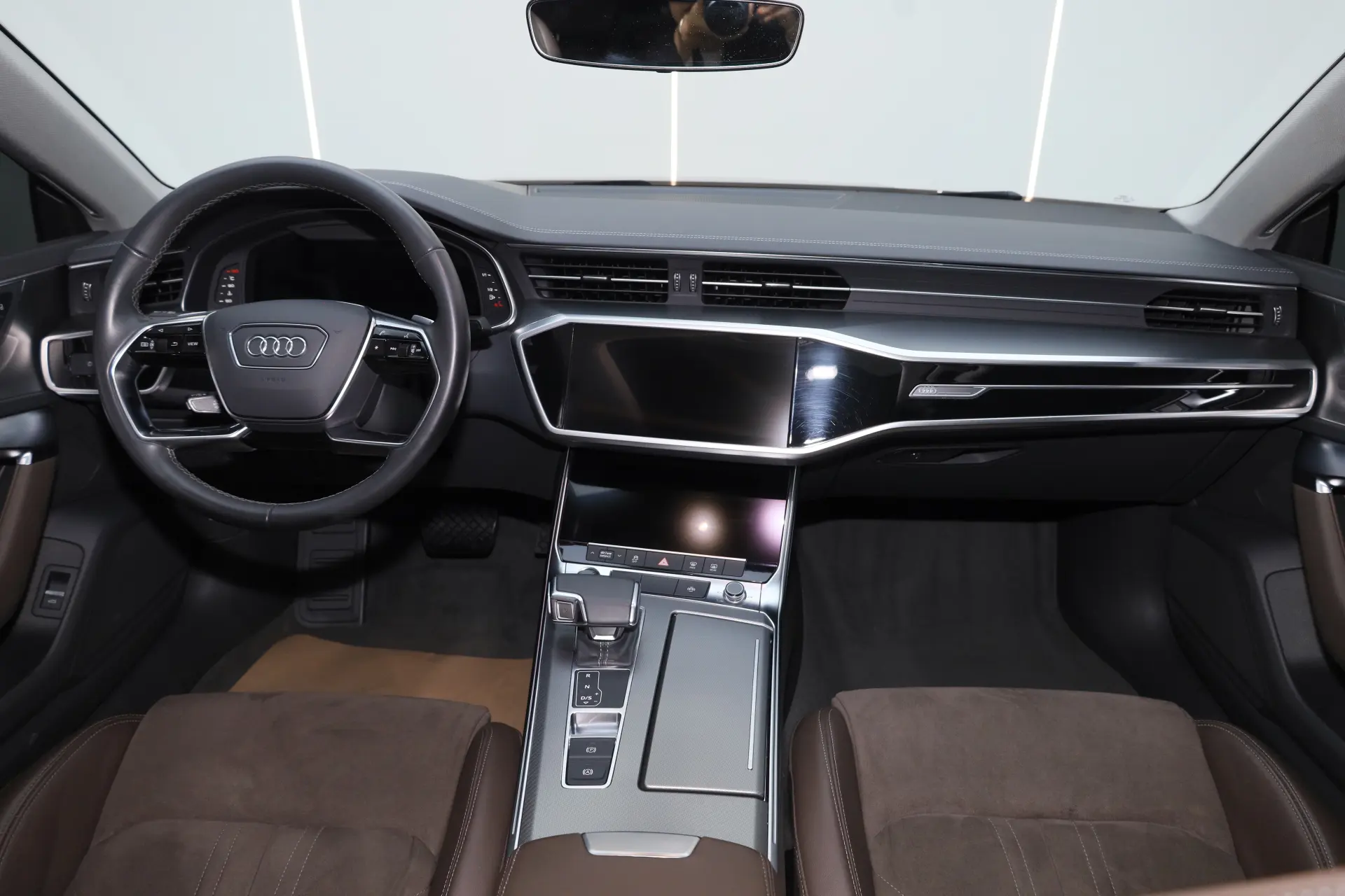 Audi A7L 45 TFSI, 2024 32