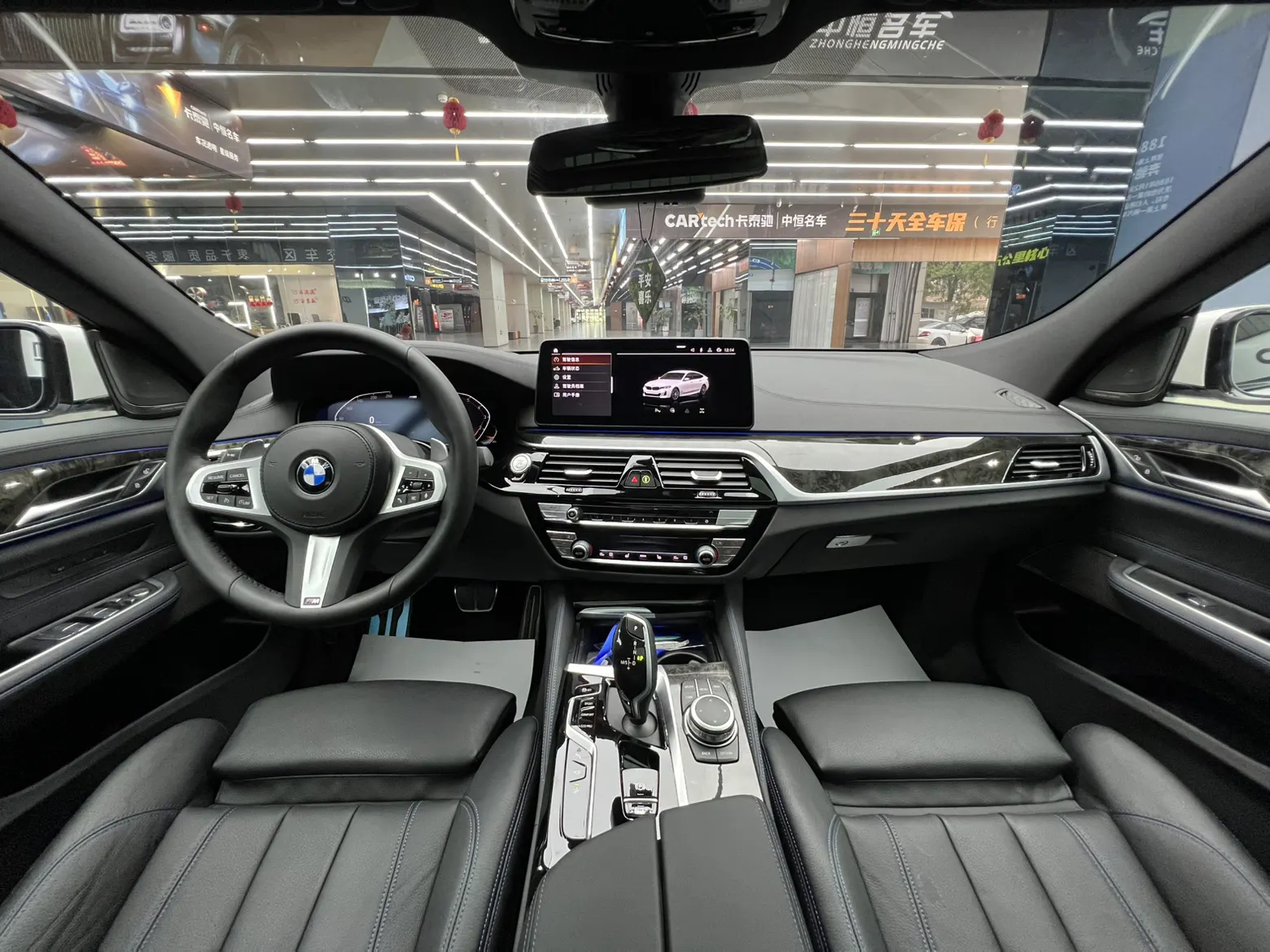 BMW 6GT, 2022 15