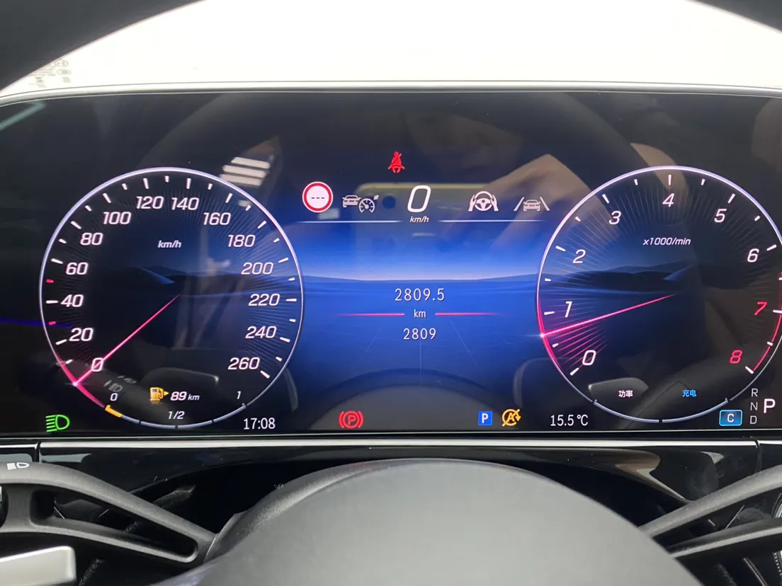 Mercedes-Benz E 300 L, 2026 16