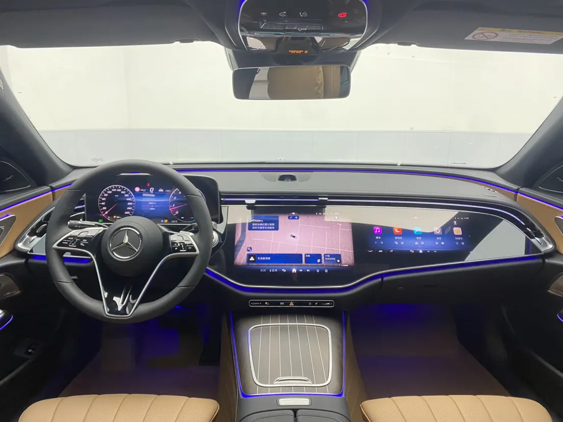 Mercedes-Benz E 300 L, 2026 14