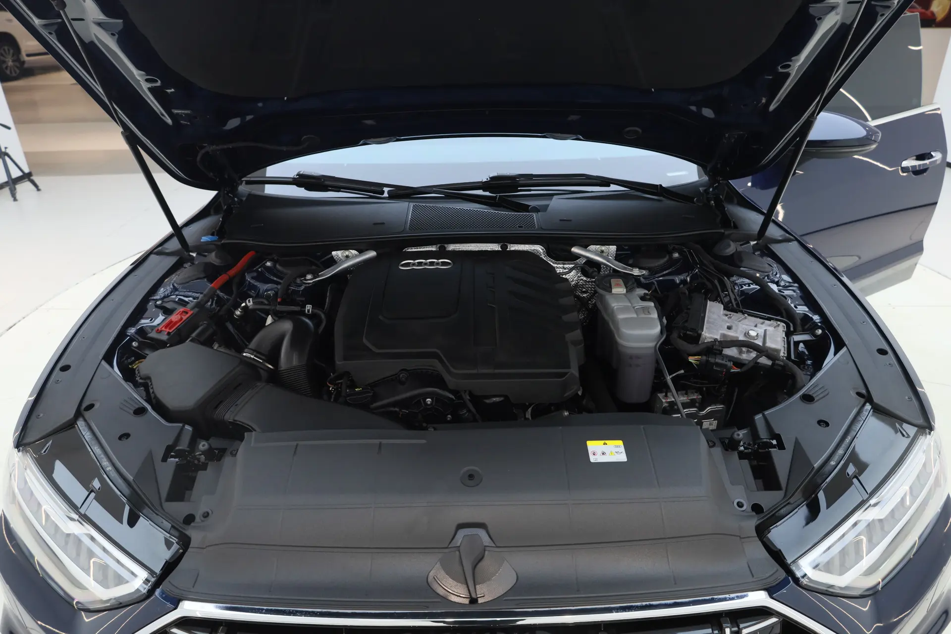 Audi A7L 45 TFSI, 2024 12