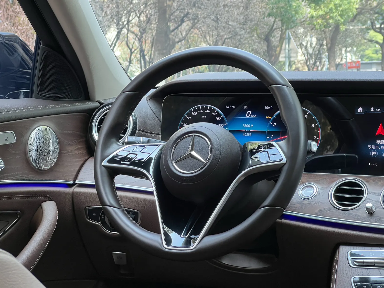 Mercedes-Benz E 300 L, 2022 8