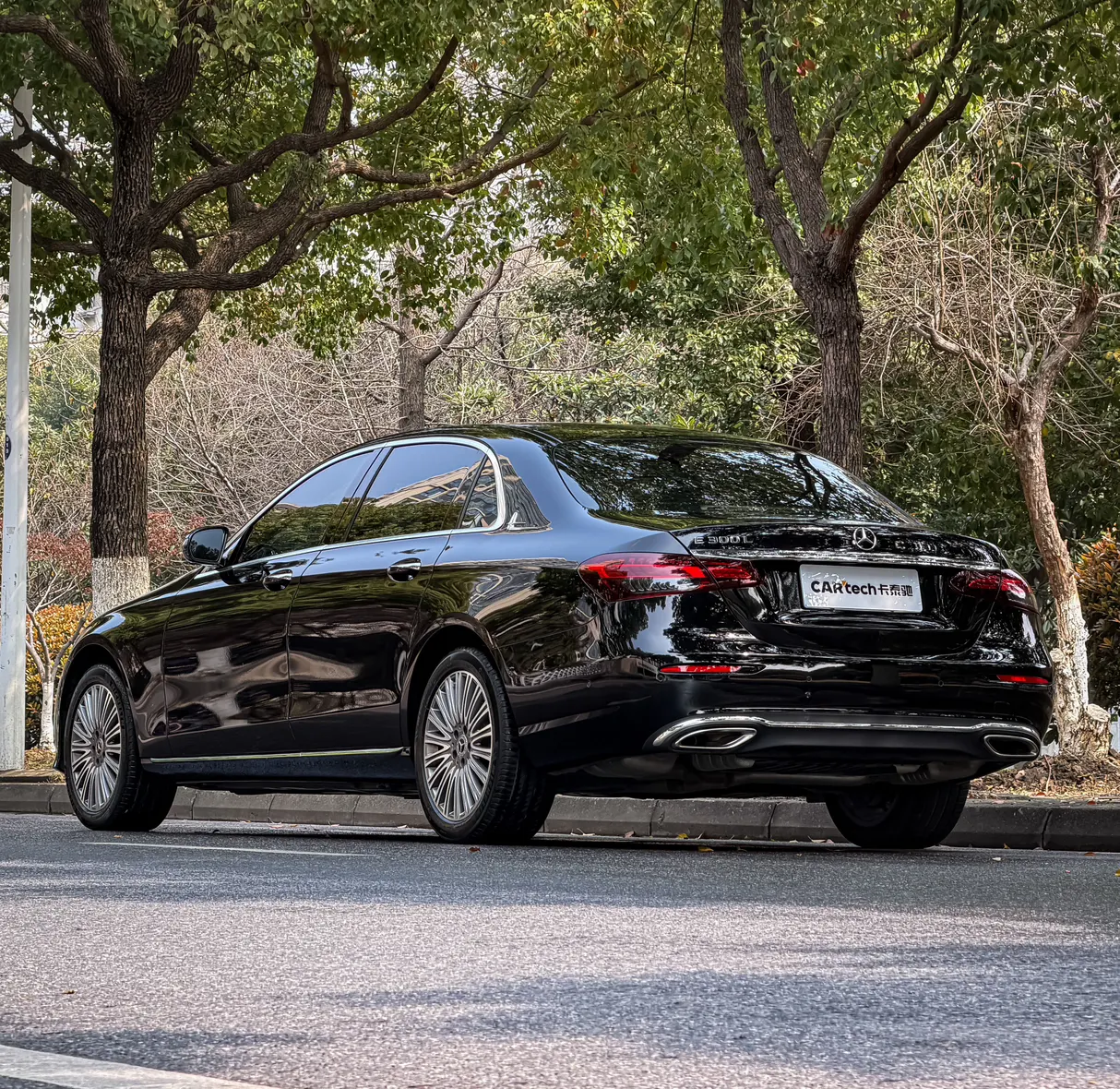 Mercedes-Benz E 300 L, 2022 все фото