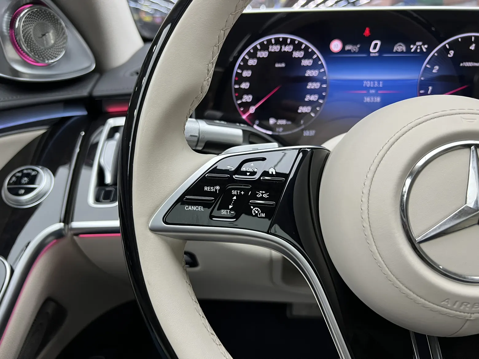 Mercedes-Benz S 480 4MATIC, 2024 15