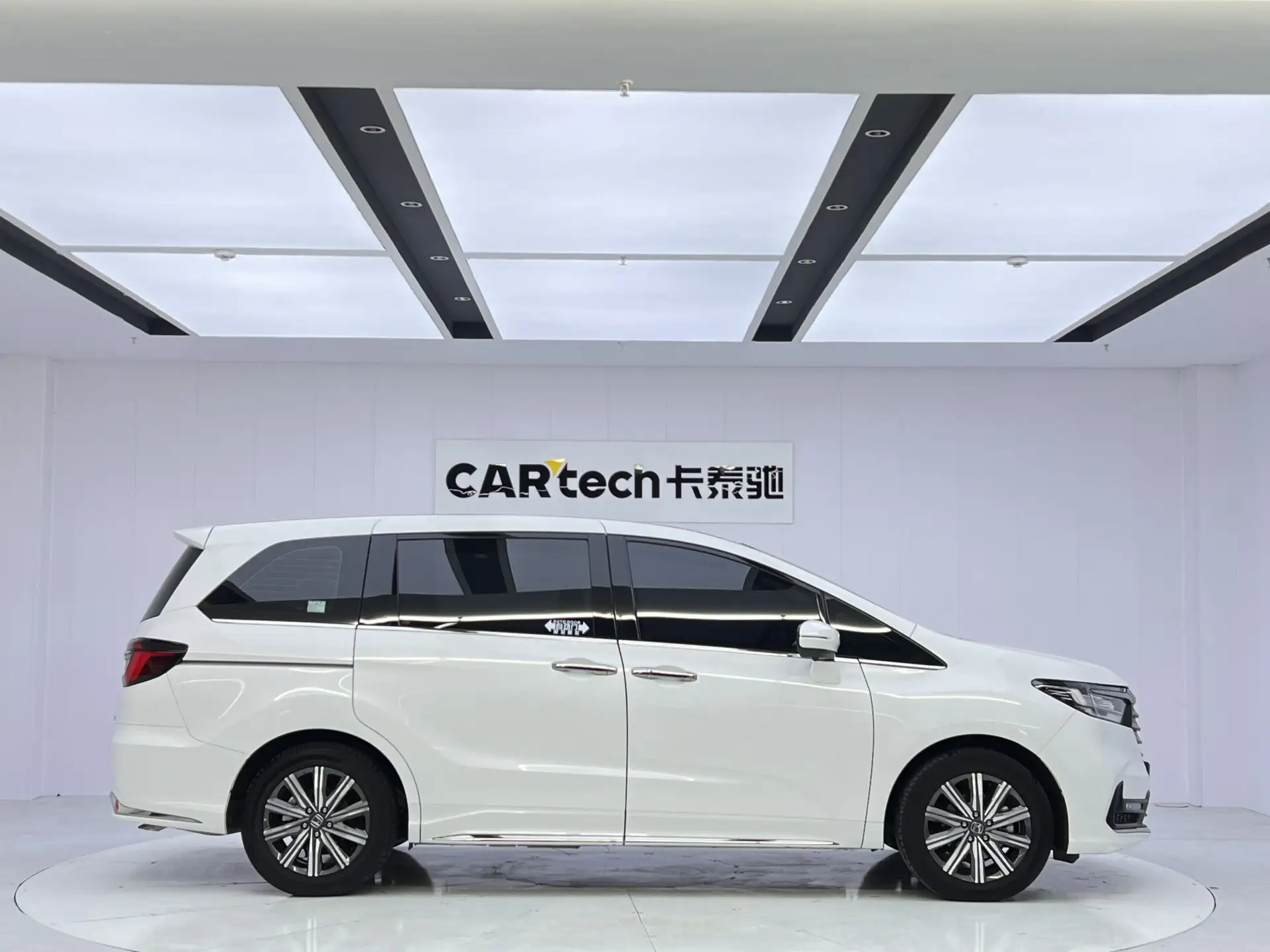 Honda Odyssey, 2024 4