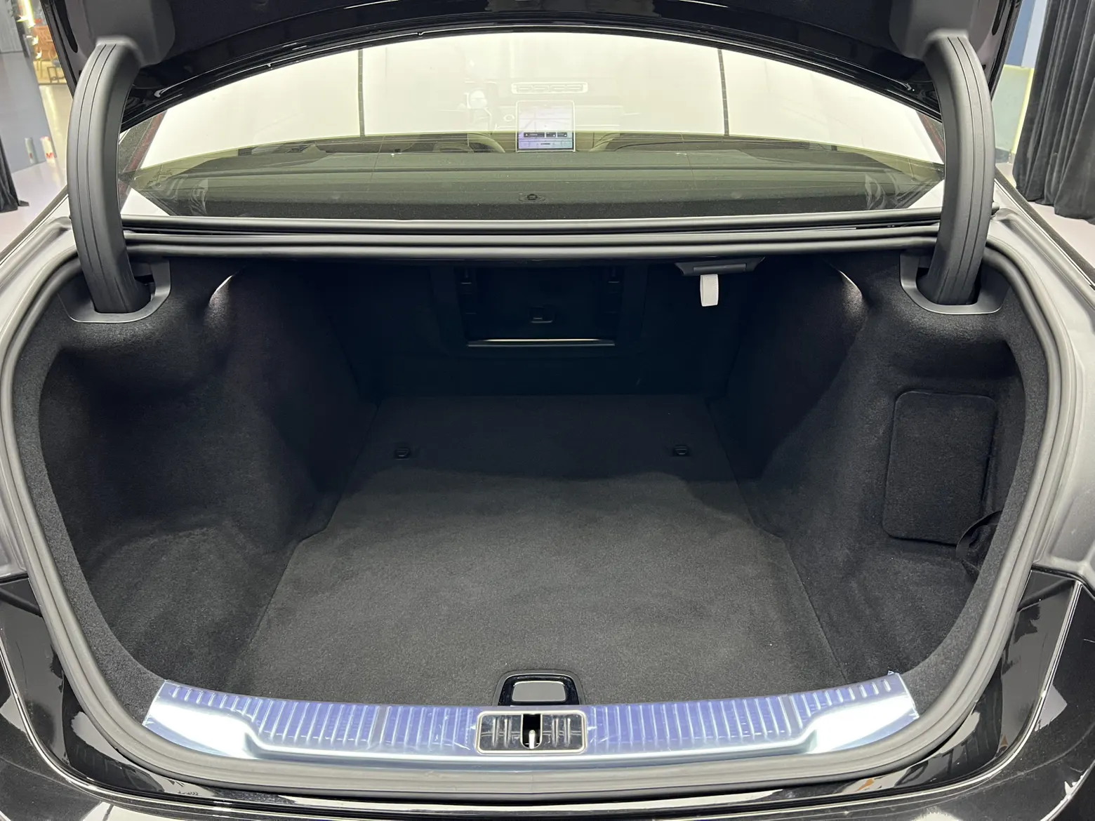 Mercedes-Benz S 480 4MATIC, 2024 13