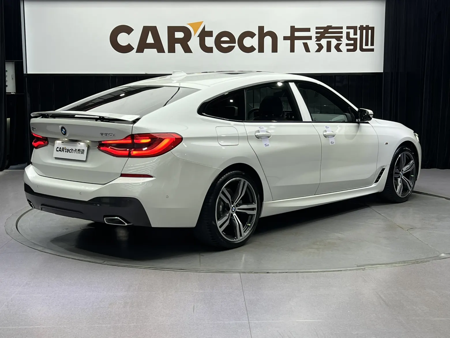 BMW 6GT, 2022 все фото
