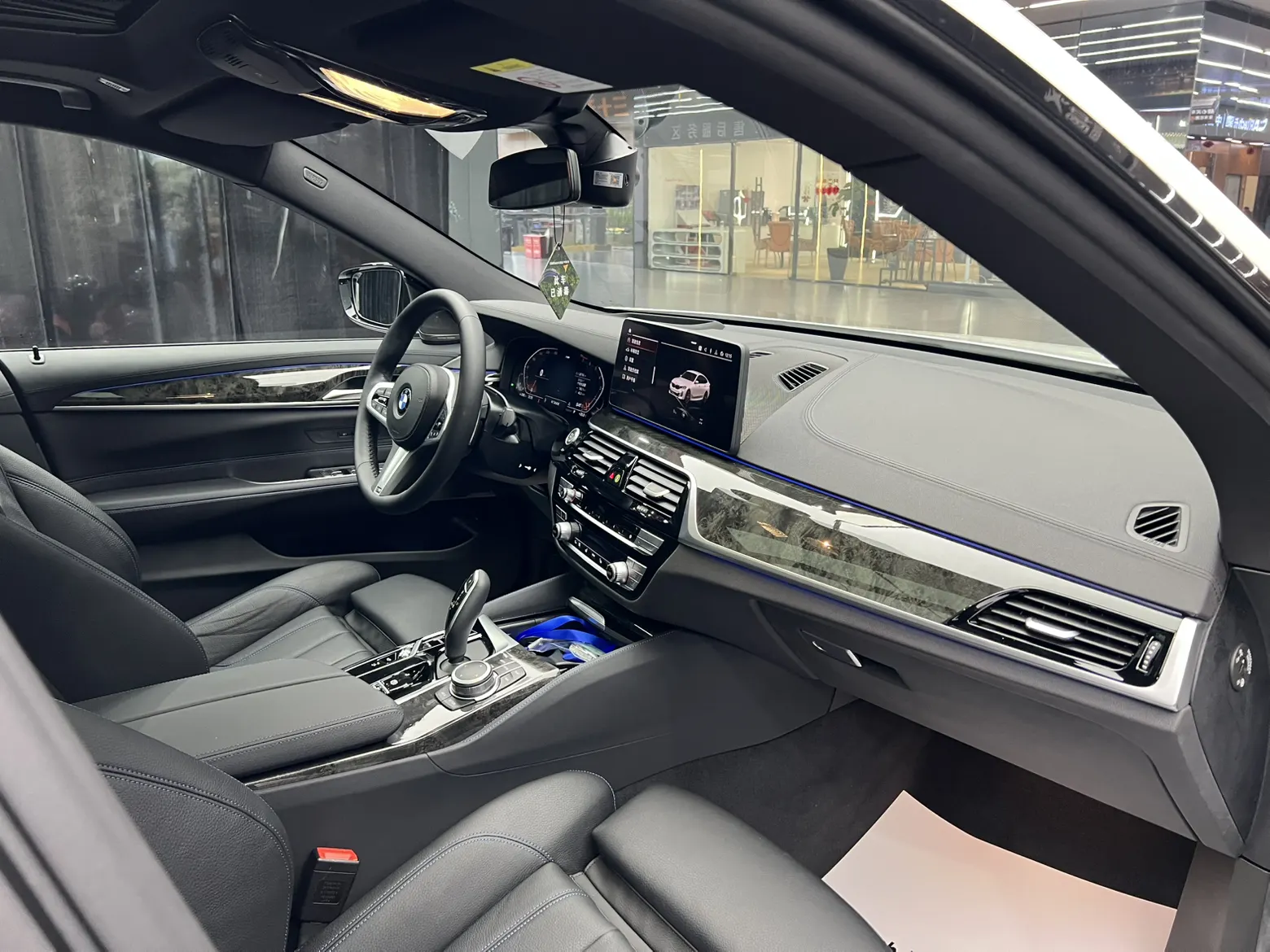 BMW 6GT, 2022 19