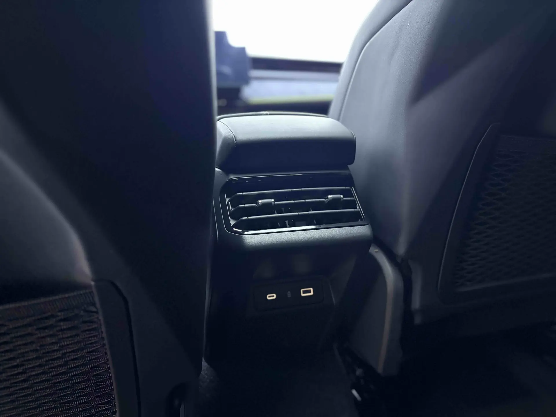 Lynk & Co 02, 2023 19