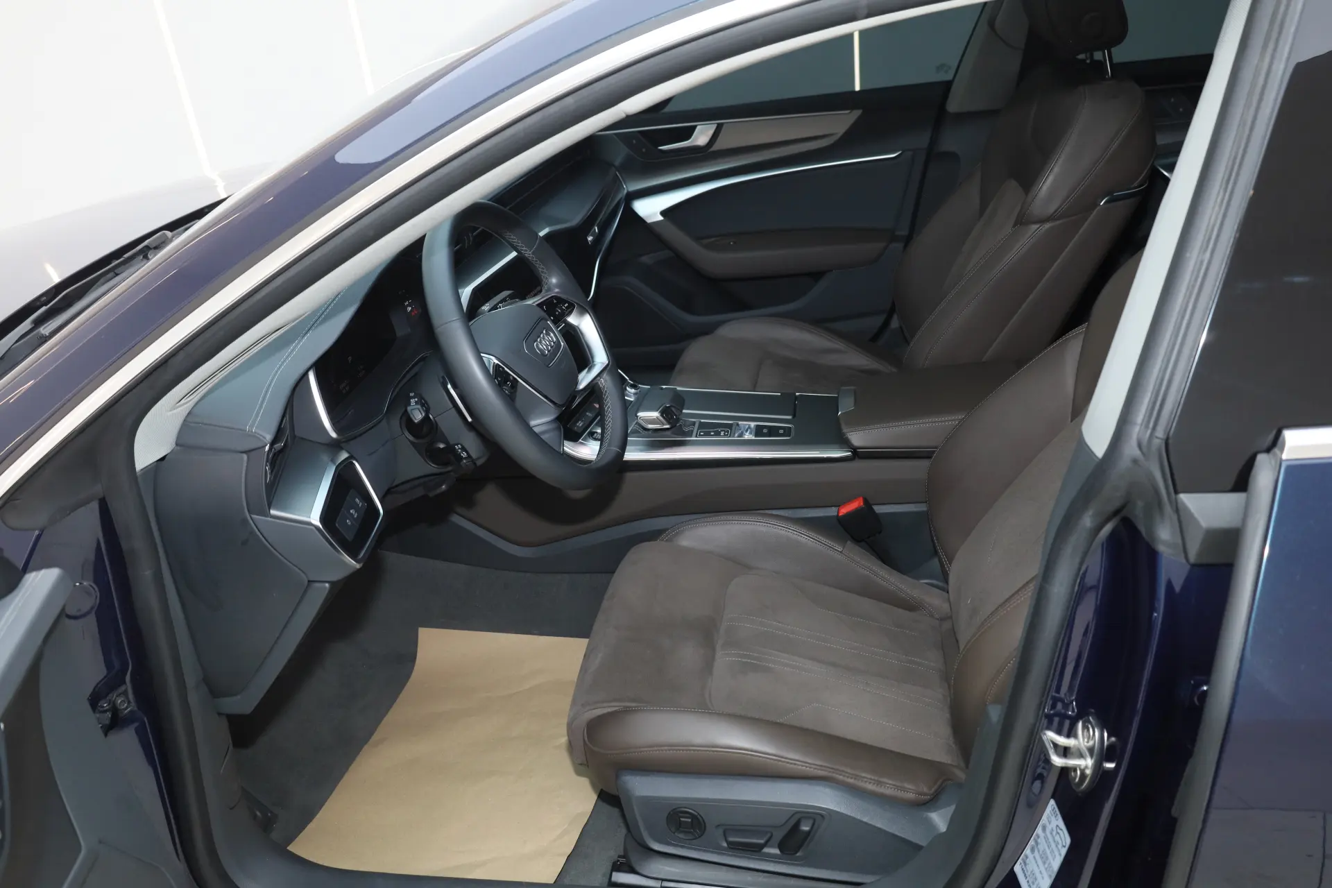 Audi A7L 45 TFSI, 2024 18