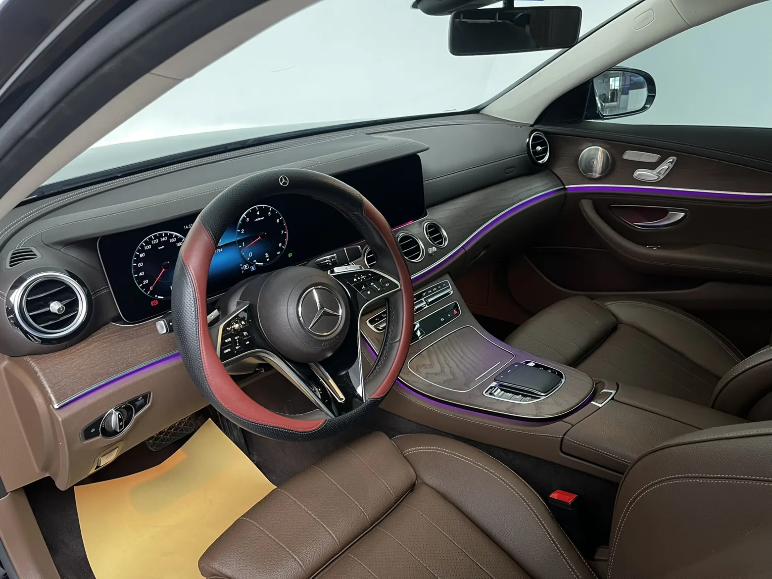 Mercedes-Benz E 300 L, 2022 17