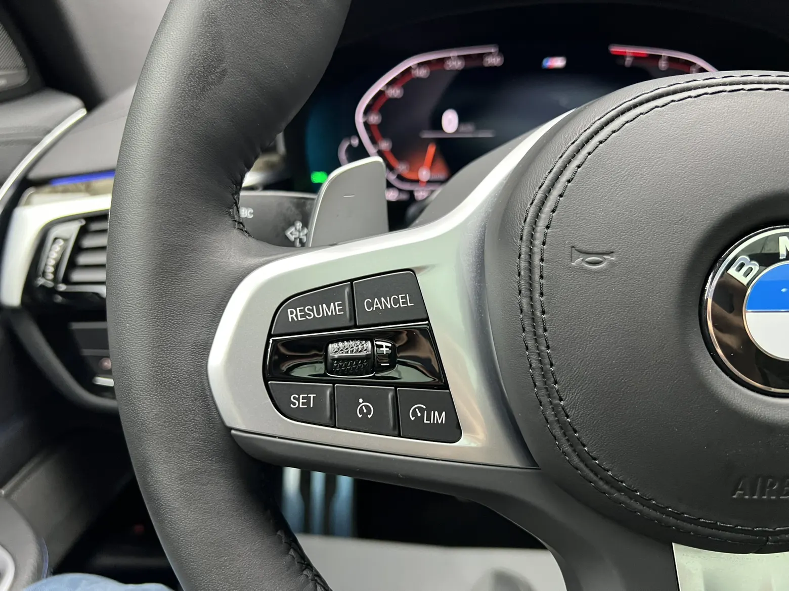 BMW 6GT, 2022 16
