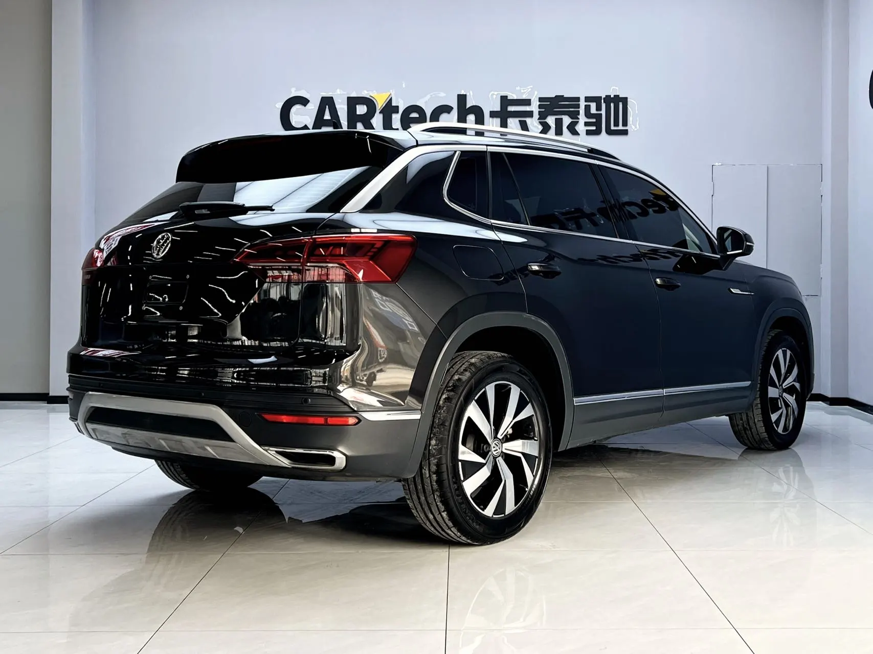 Volkswagen Tayron, 2021 все фото