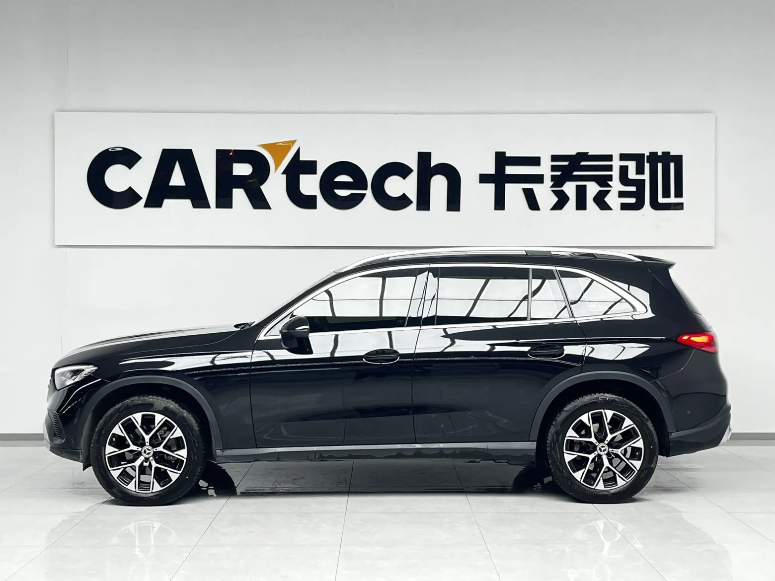 Mercedes-Benz GLC 260 L, 2024 4