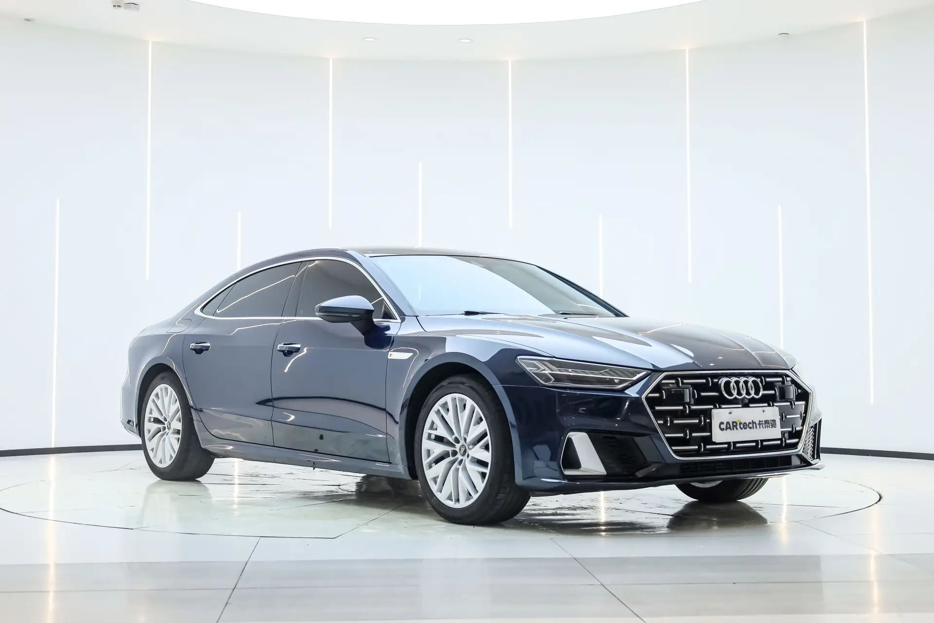 Audi A7L 45 TFSI, 2024 2