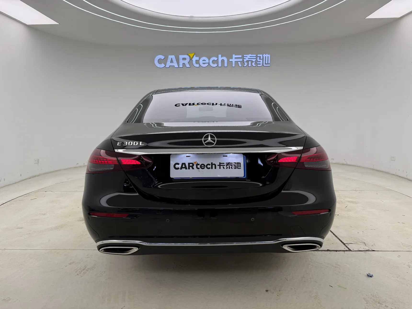 Mercedes-Benz E 300 L, 2022 6