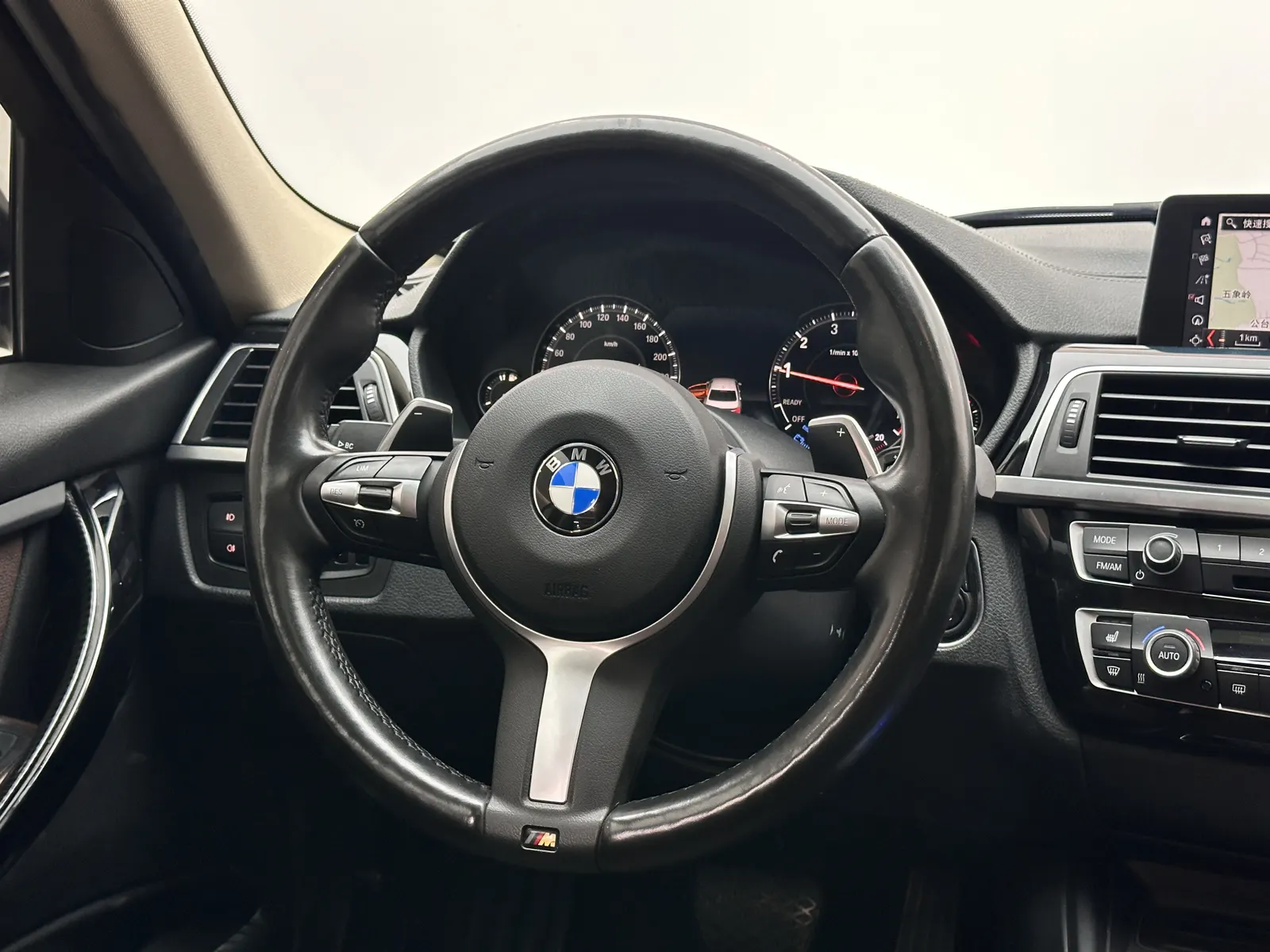 BMW 320Li, 2018 12