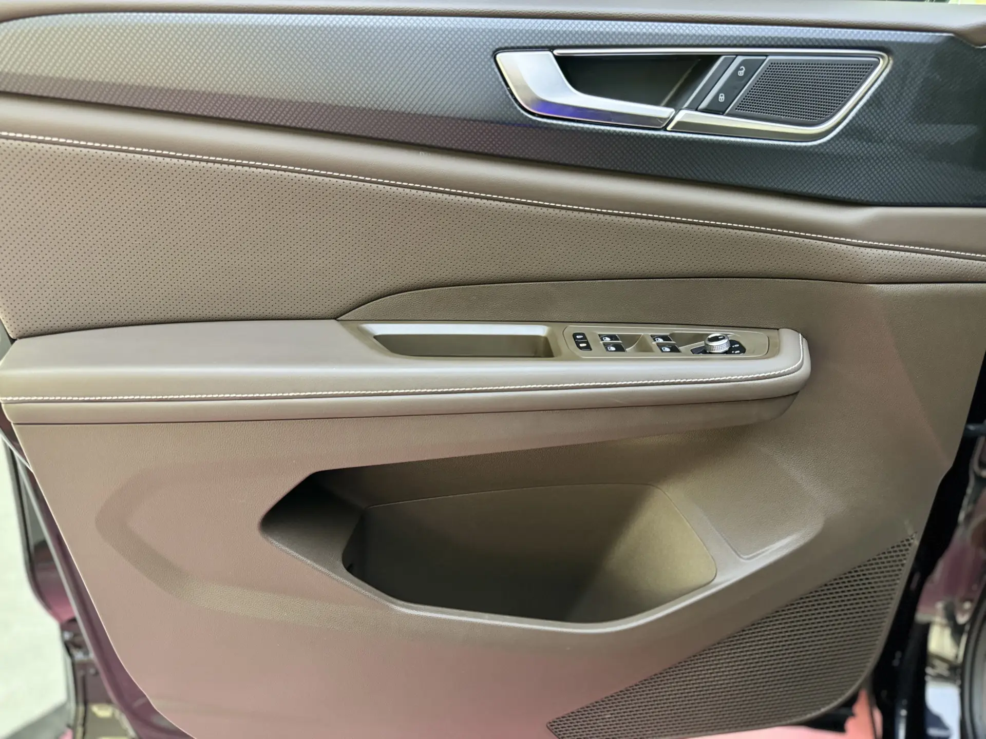 Volkswagen Viloran, 2024 18