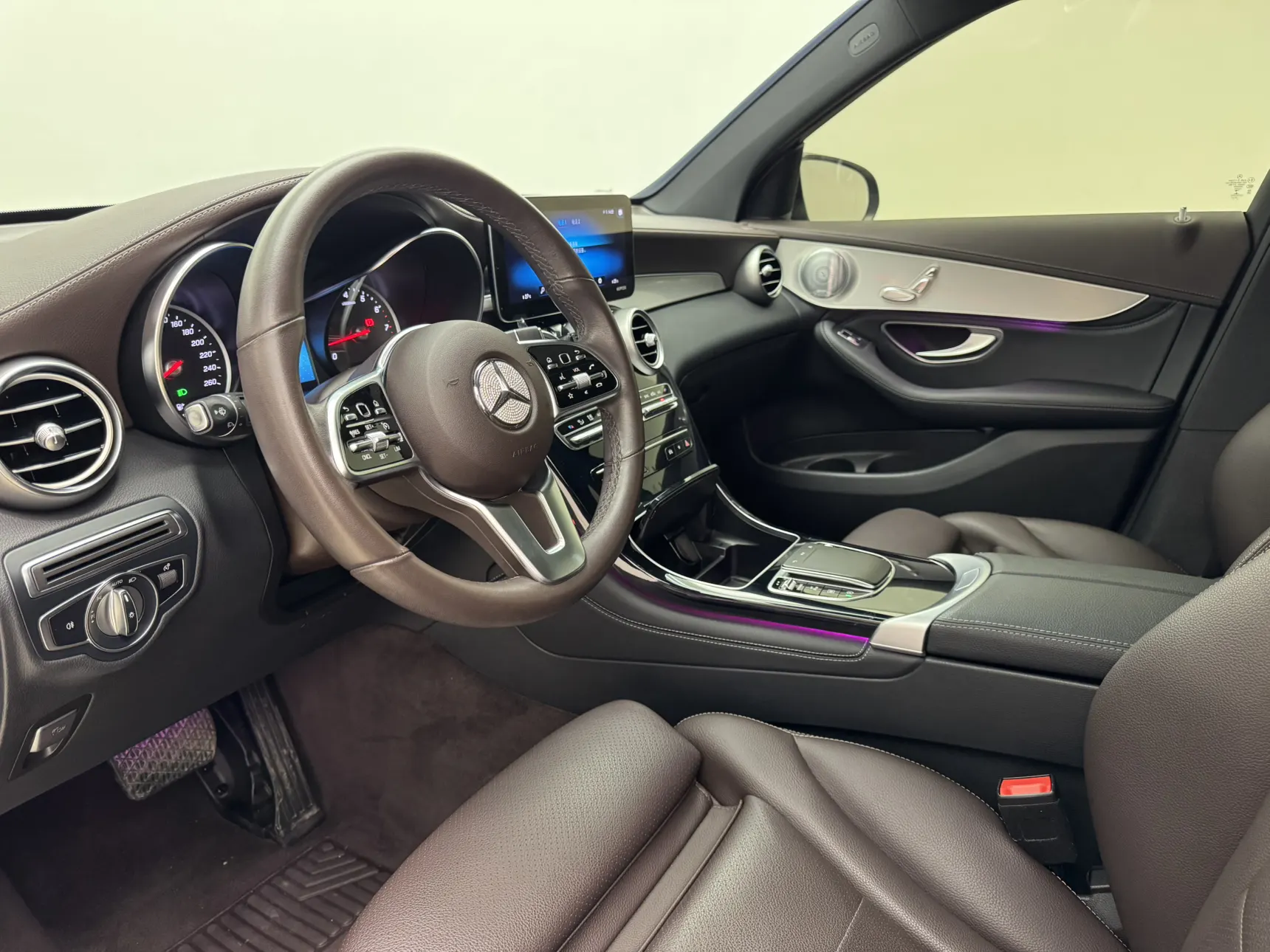 Mercedes-Benz GLC 260 L, 2019 11
