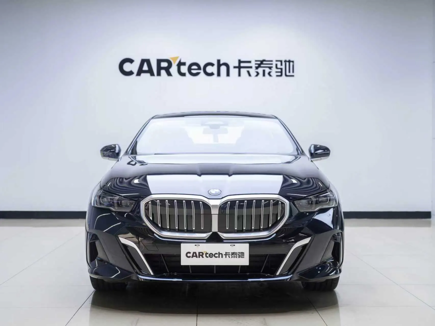 BMW 530Li, 2025 2