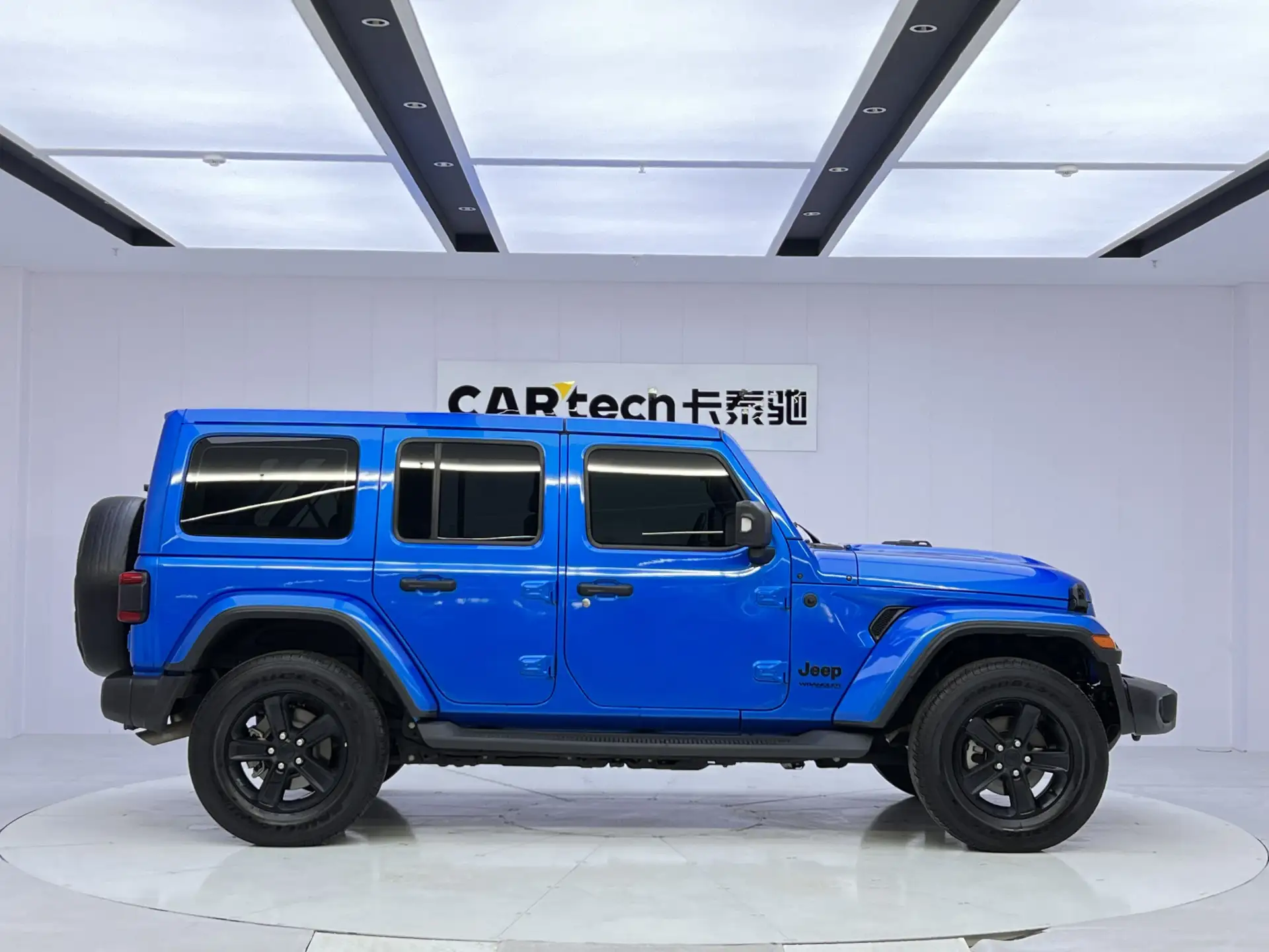 Jeep Wrangler, 2023 4