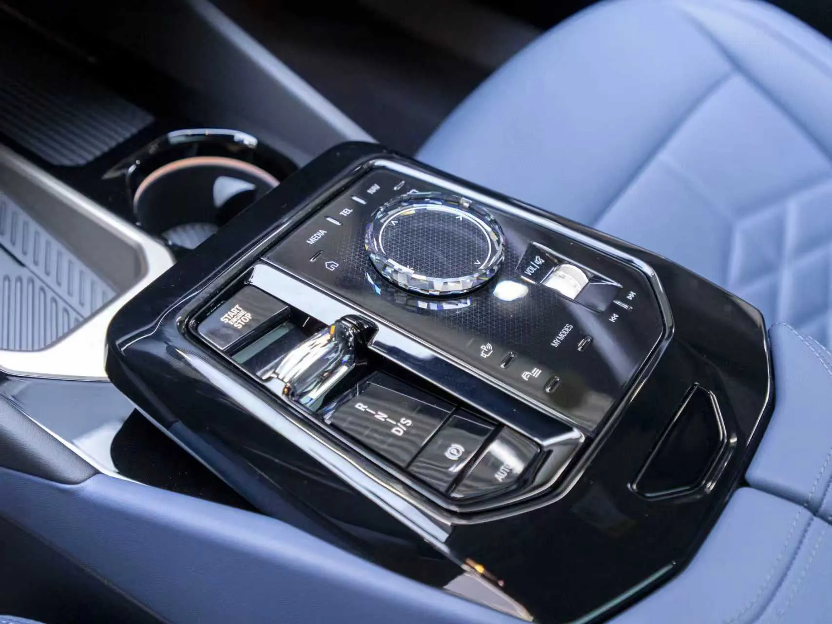 BMW 530Li, 2025 16