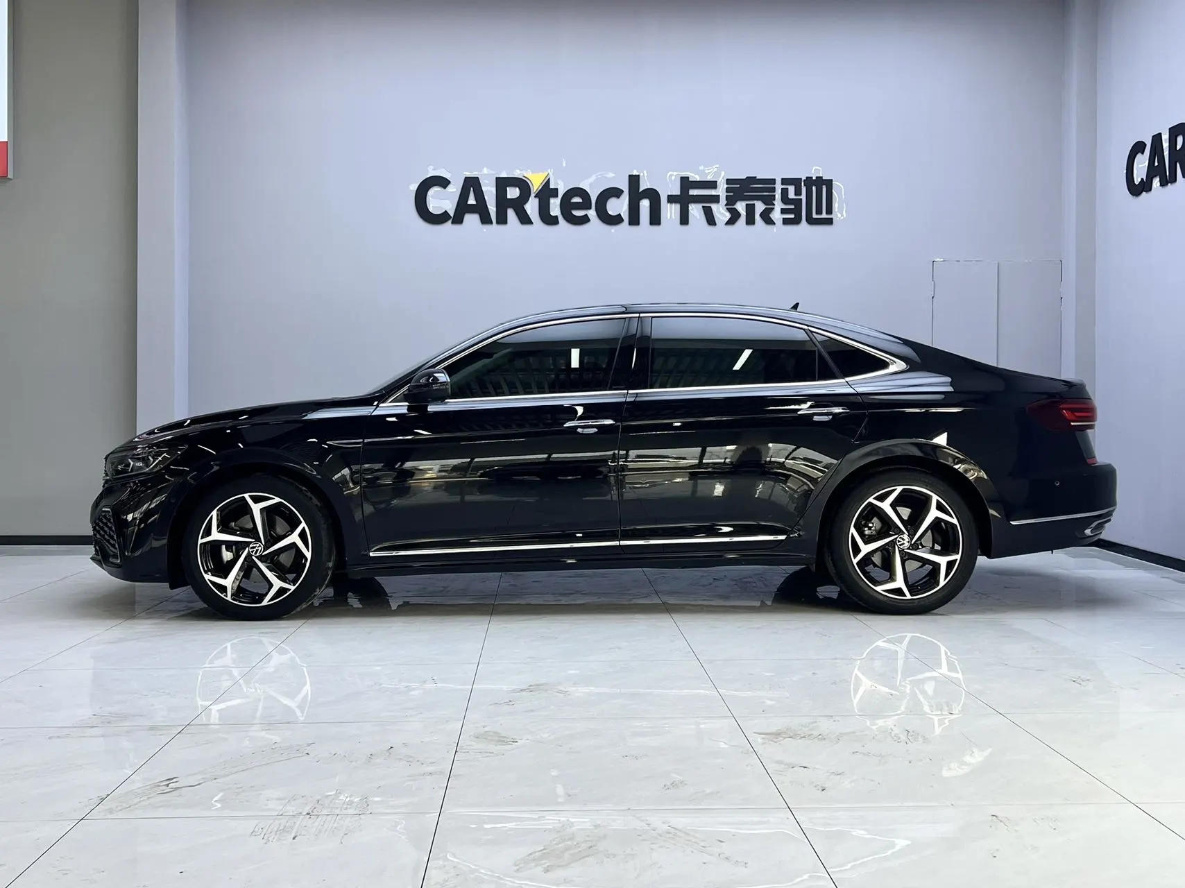 Volkswagen Passat, 2022 8