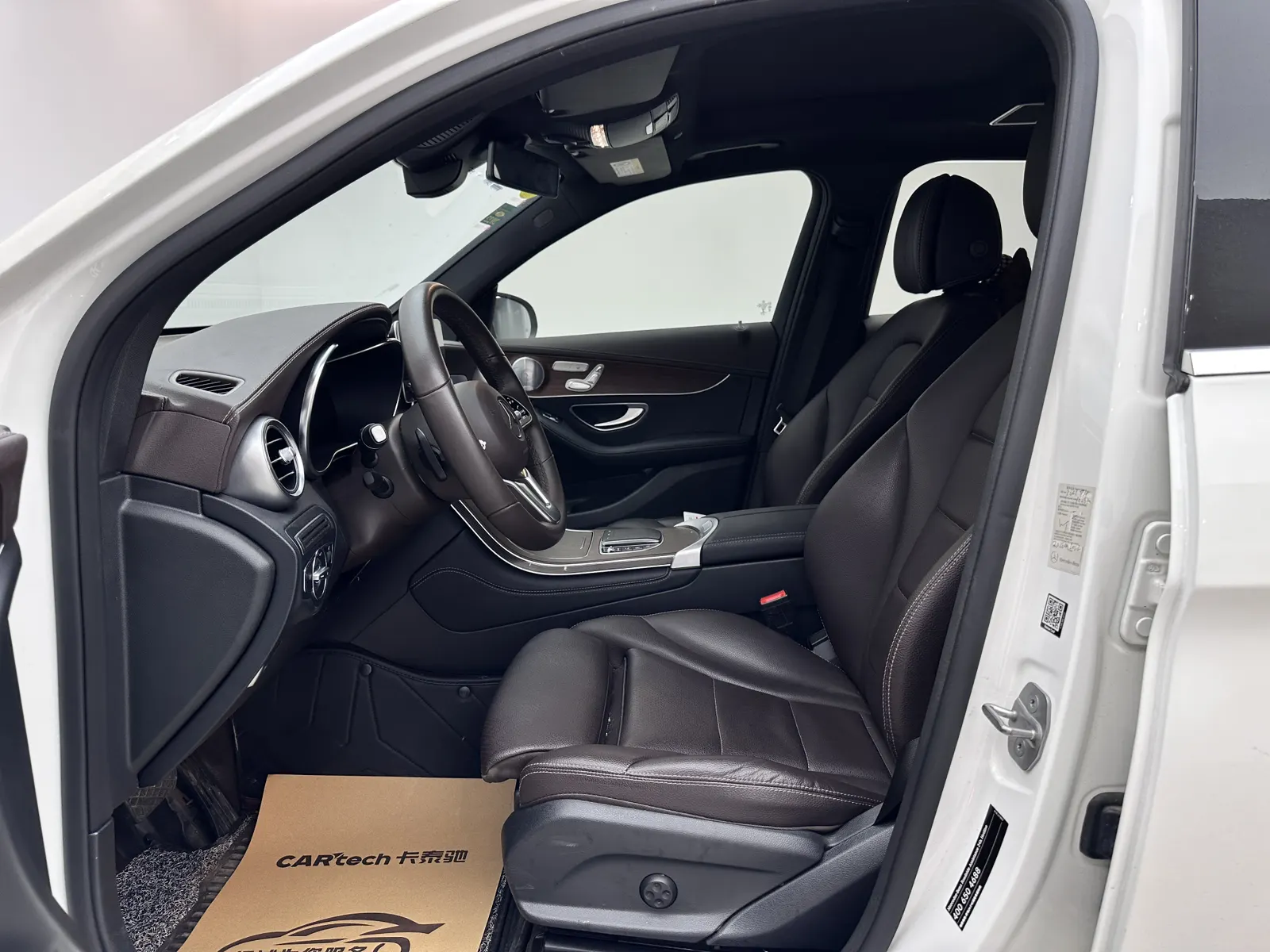 Mercedes-Benz GLC 300 L, 2020 8