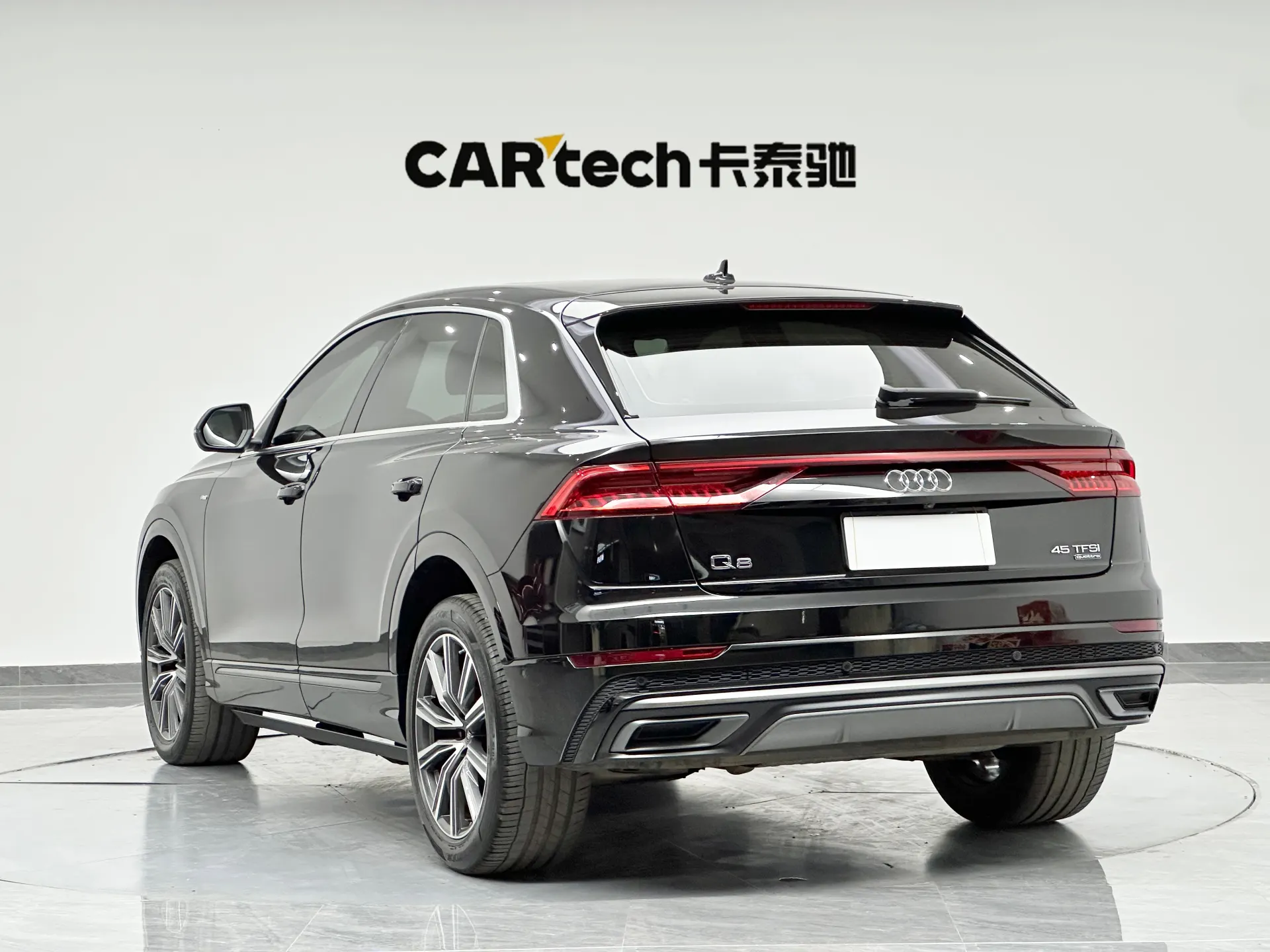 Audi Q8 45 TFSI, 2023 6