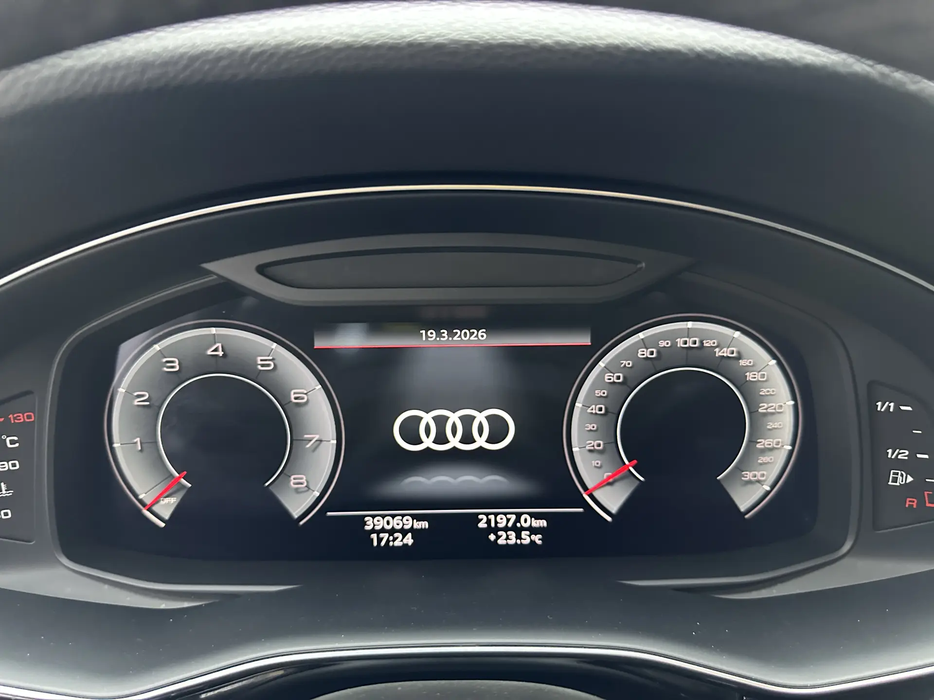 Audi Q8 45 TFSI, 2023 23