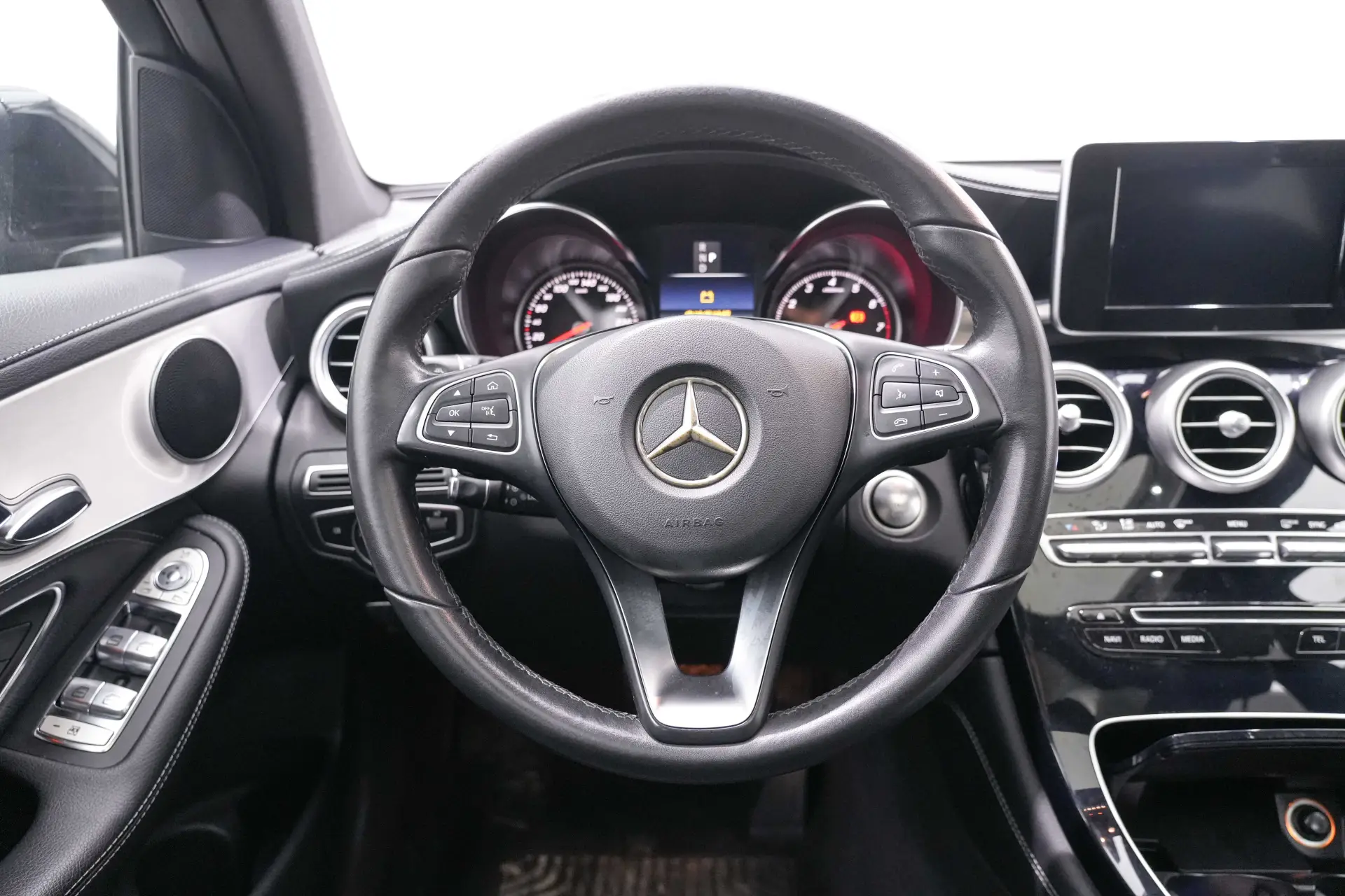 Mercedes-Benz GLC 200 4MATIC, 2018 18