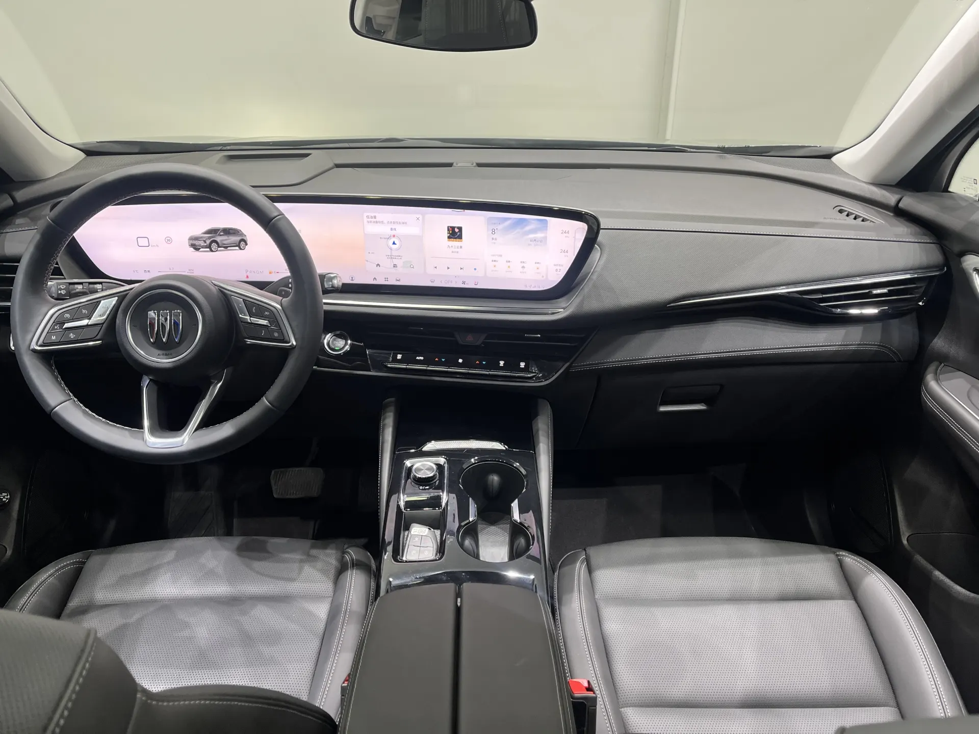 Buick Envision, 2025 11