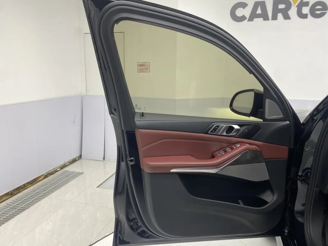 BMW X5, 2024 25