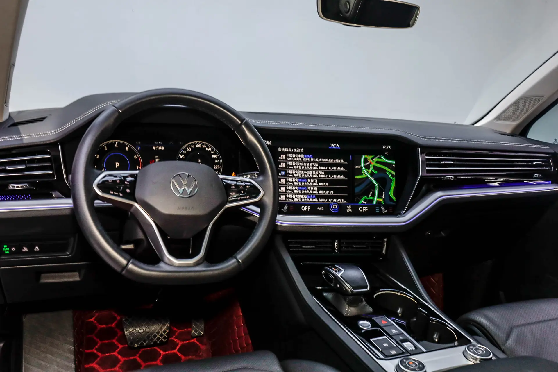Volkswagen Touareg, 2023 26