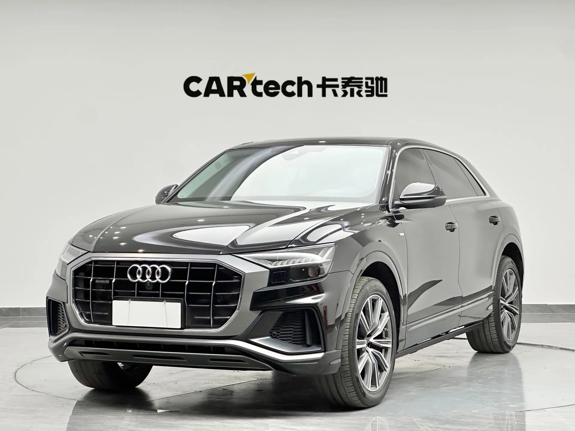 Audi Q8 45 TFSI