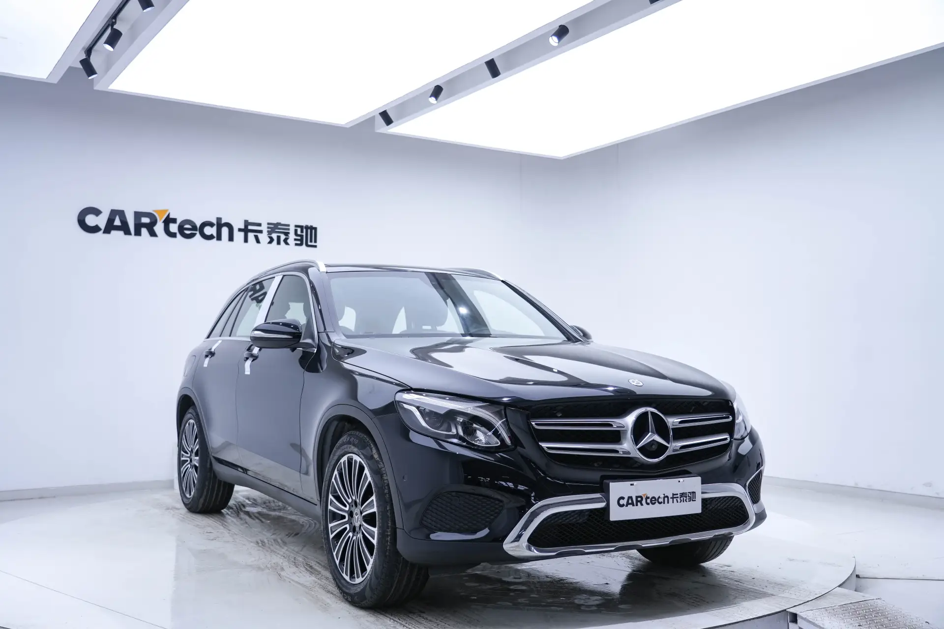 Mercedes-Benz GLC 200 4MATIC, 2018 2