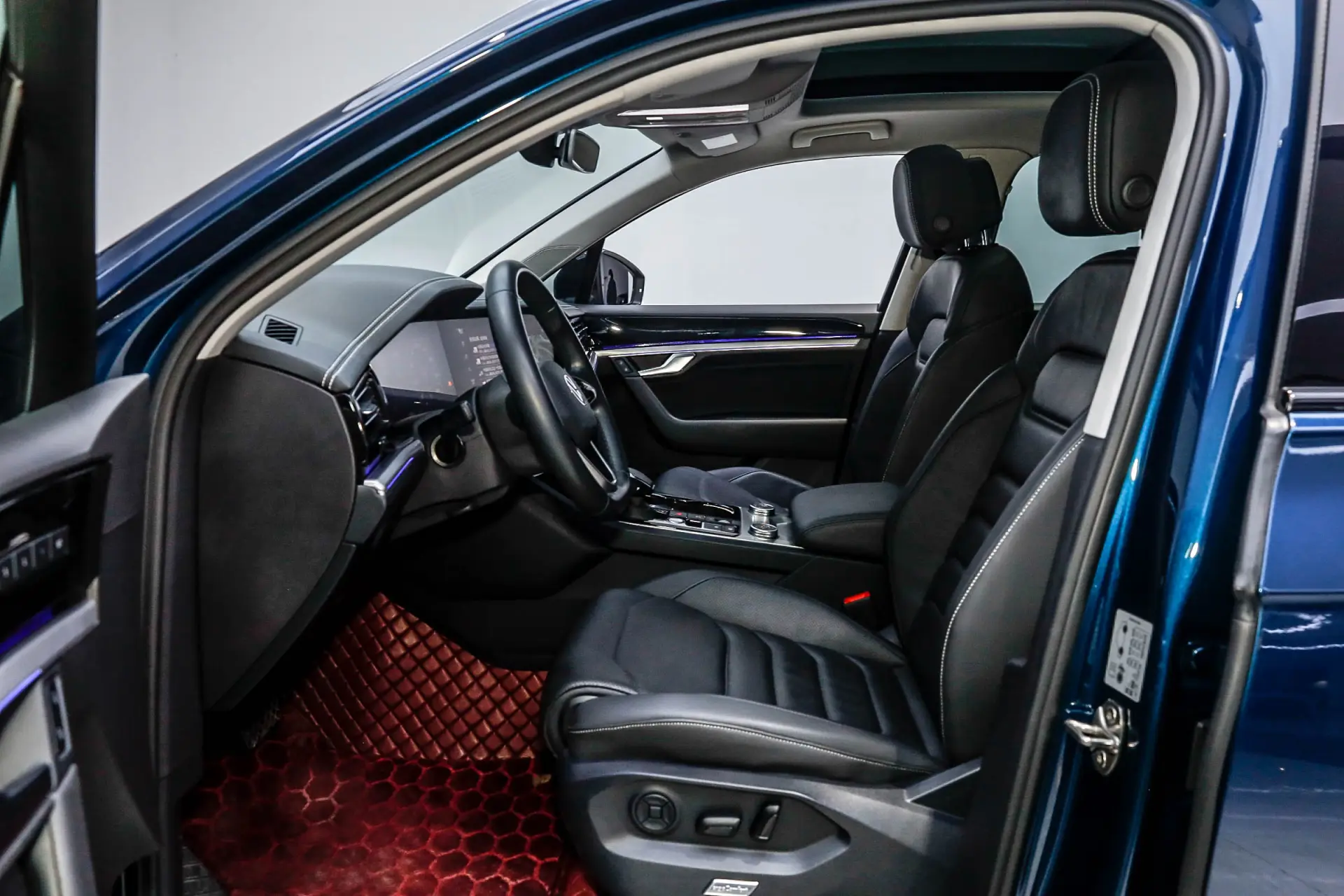 Volkswagen Touareg, 2023 16