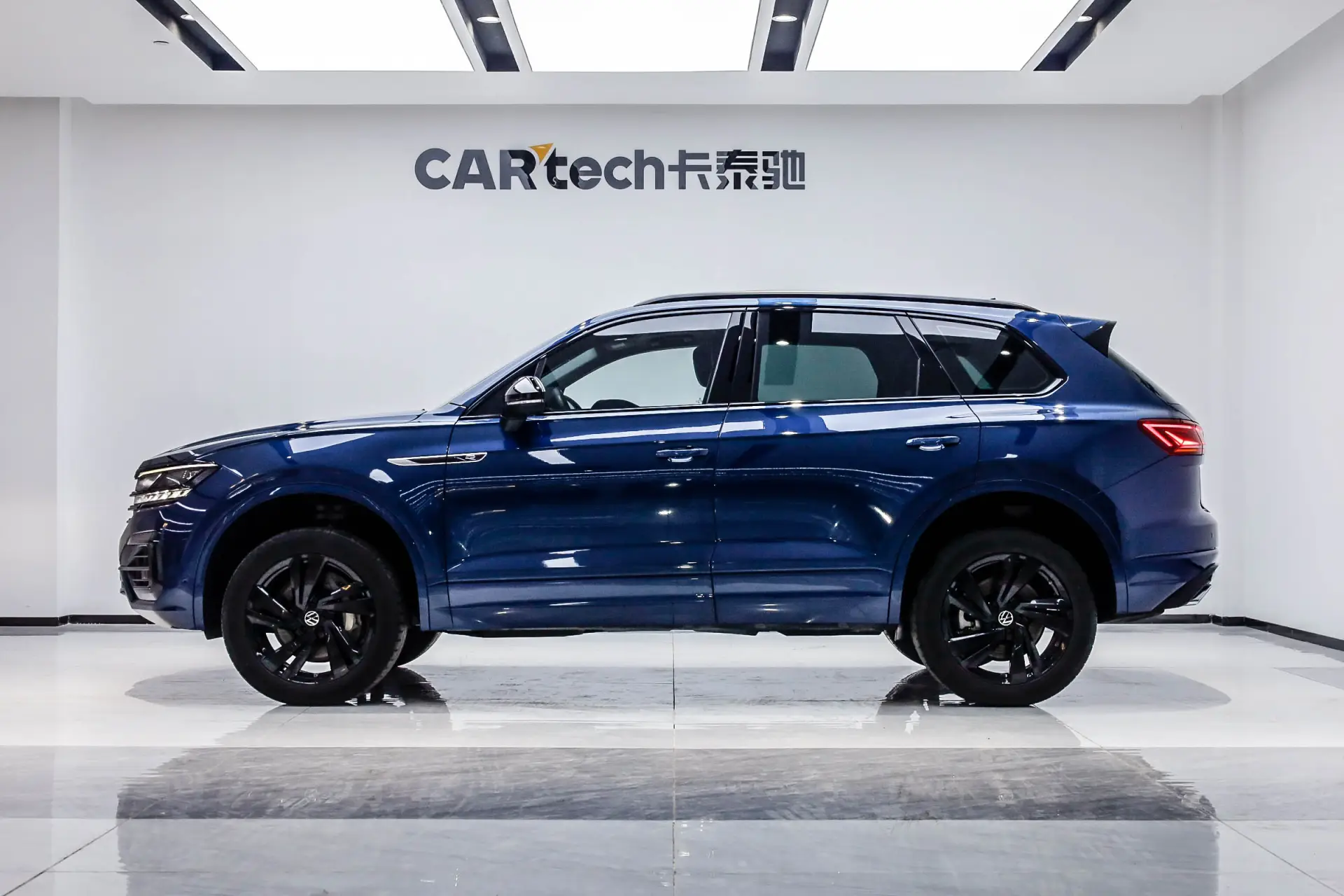 Volkswagen Touareg, 2023 6