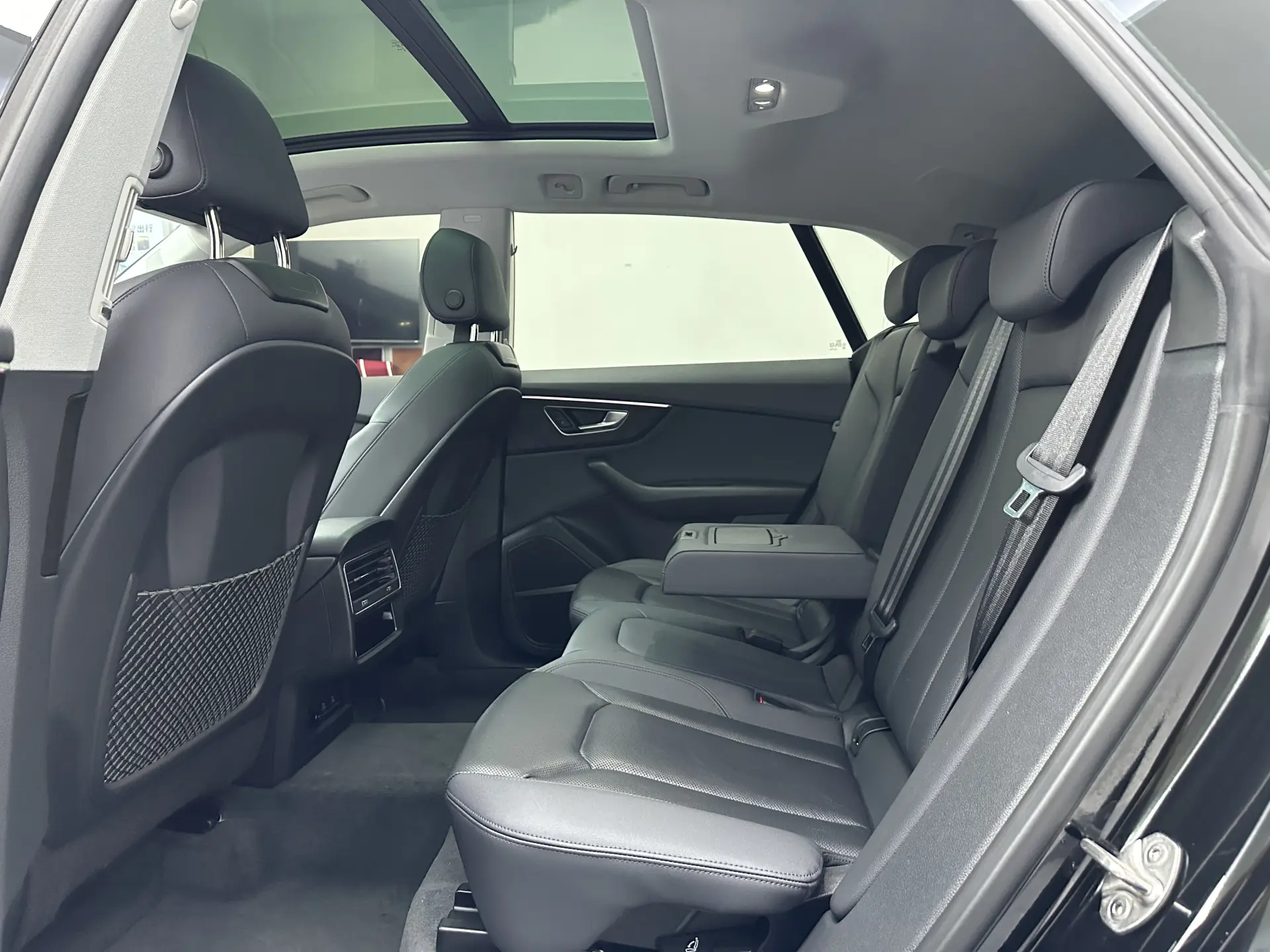 Audi Q8 45 TFSI, 2023 19