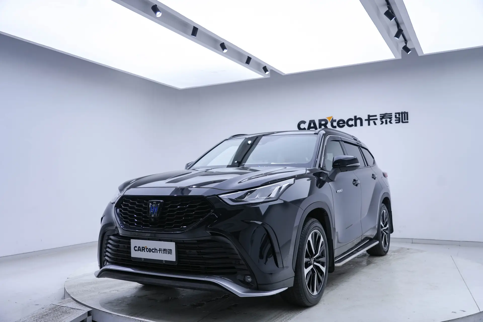 Toyota Crown, 2022 14