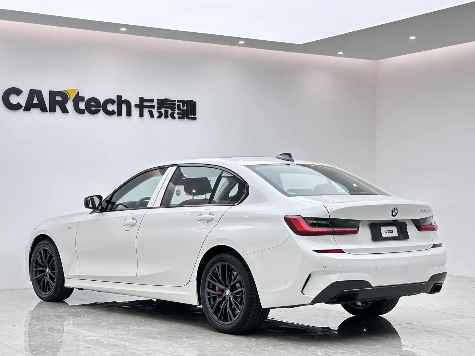 BMW 330Li, 2021 3