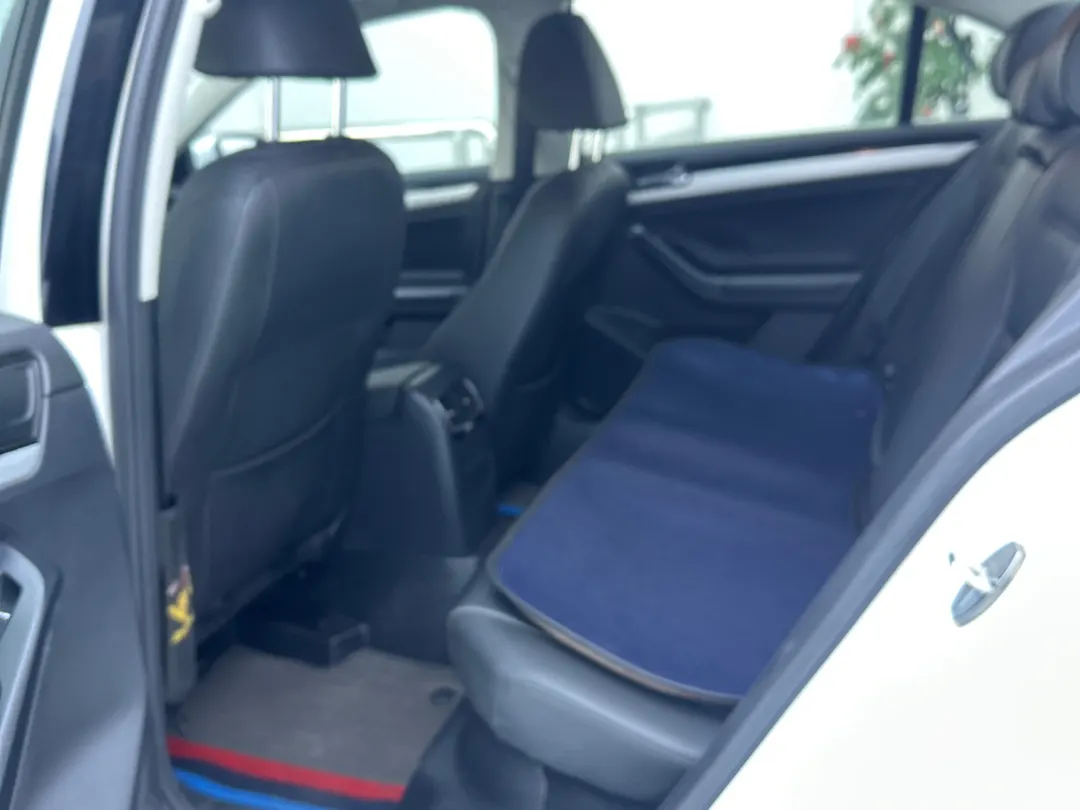 Volkswagen Sagitar, 2016 18