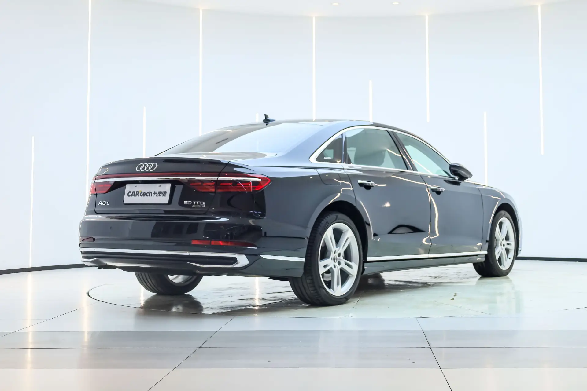 Audi A8L 50 TFSI, 2023 все фото