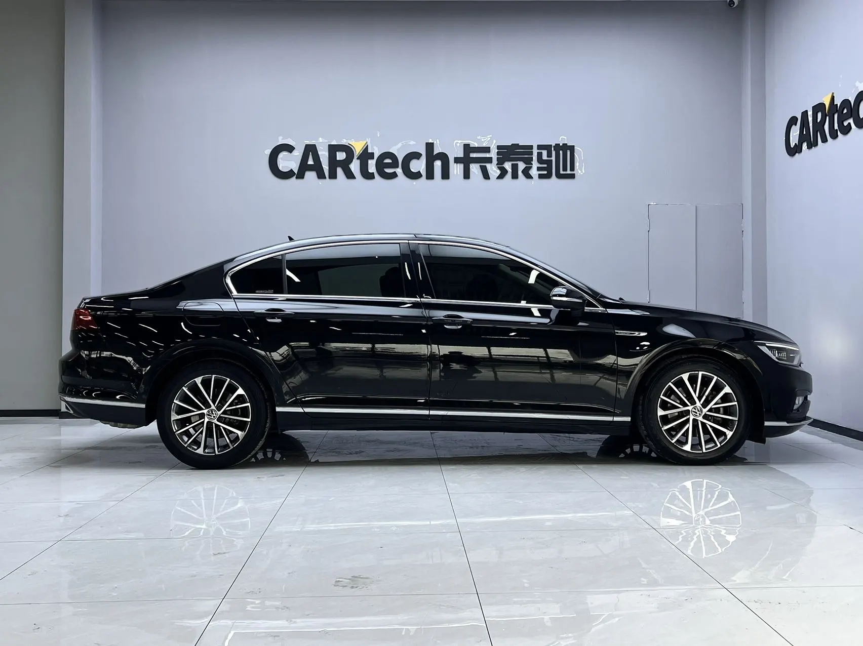 Volkswagen Magotan, 2021 4