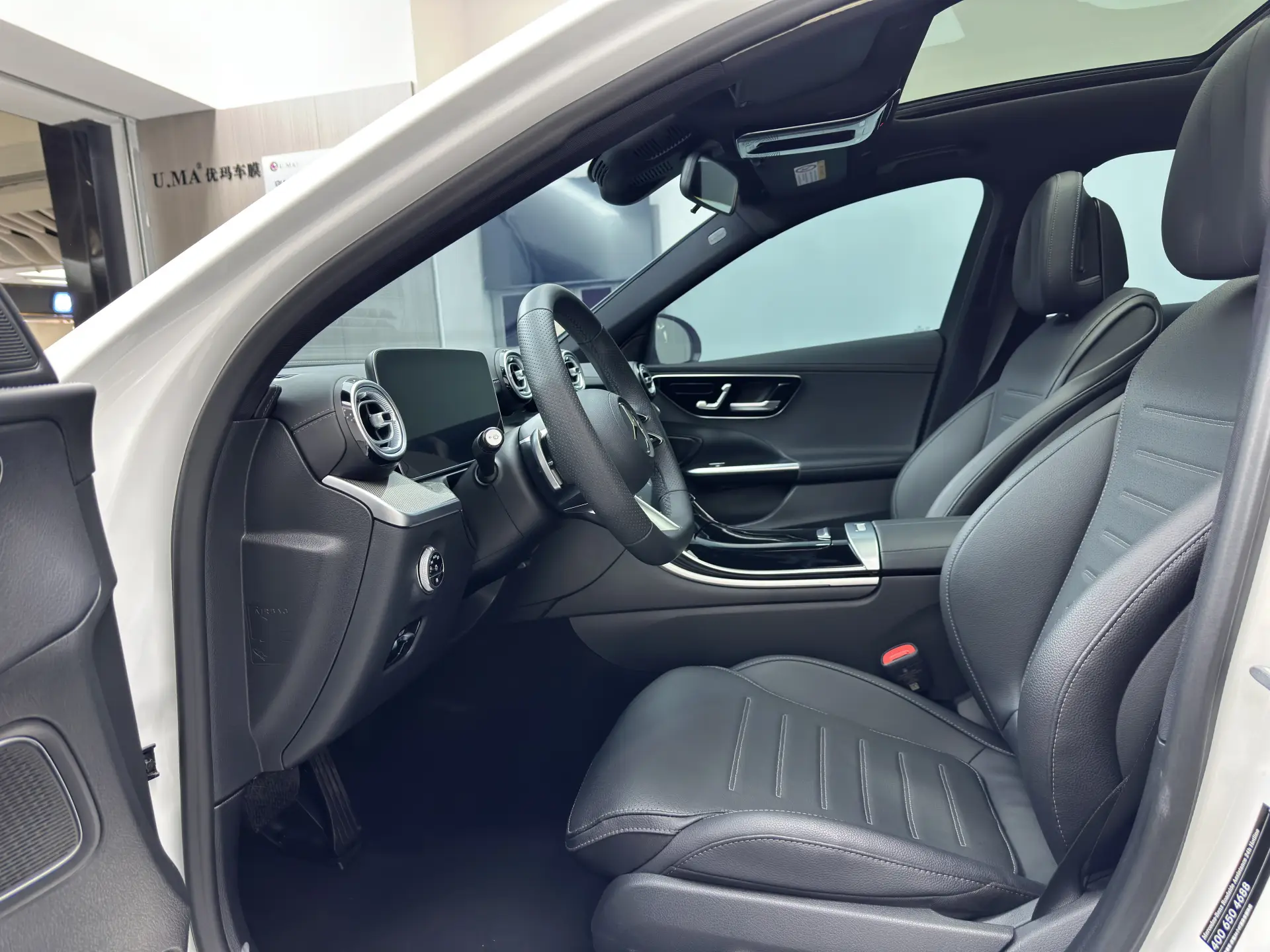 Mercedes-Benz C 260 L, 2024 18