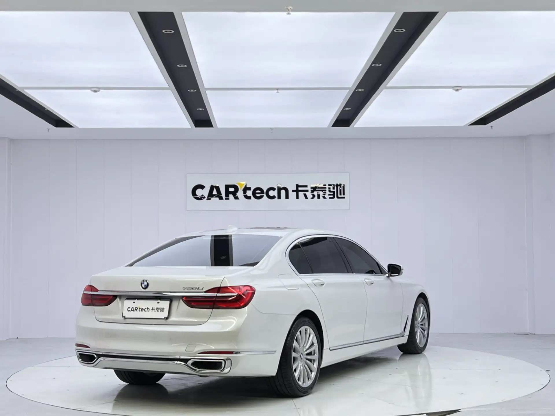 BMW 740Li, 2018 все фото