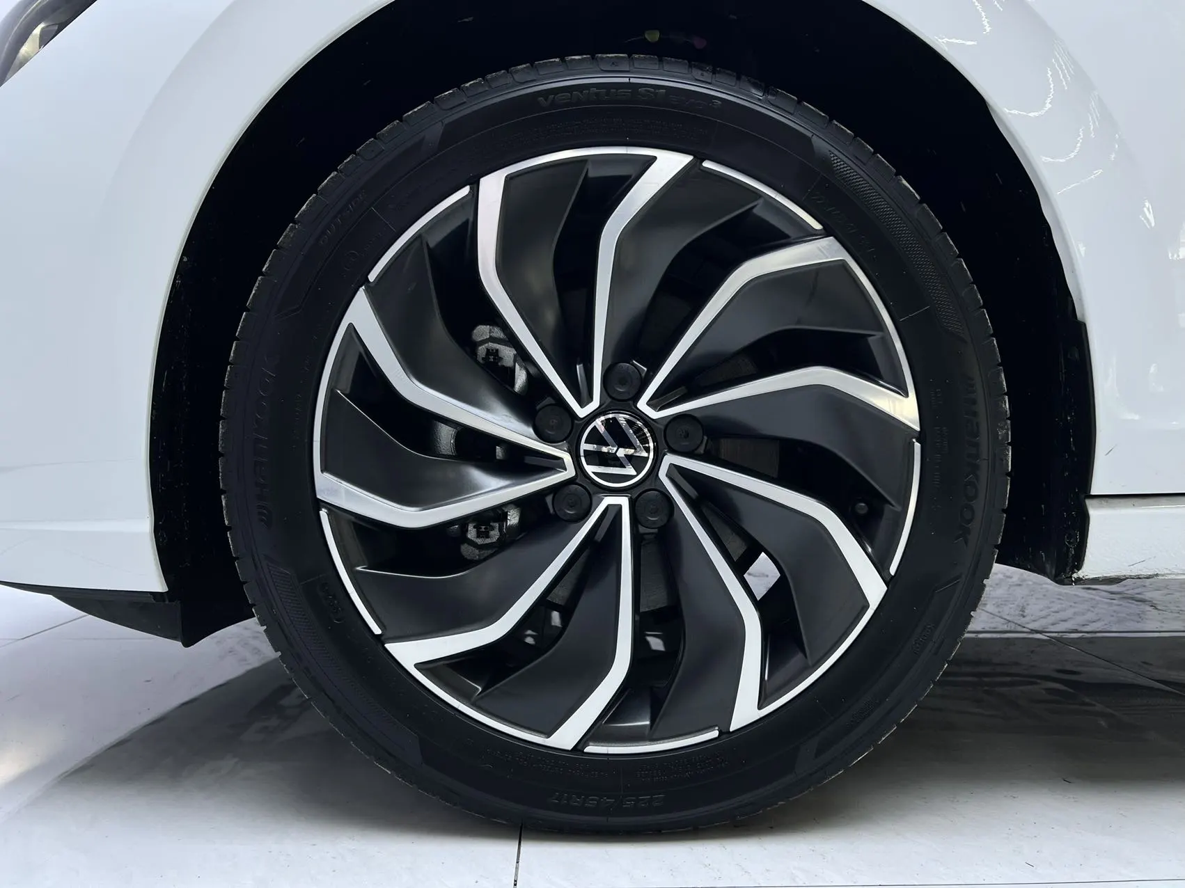 Volkswagen Golf, 2025 11