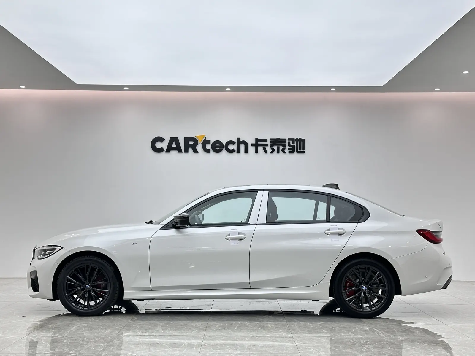 BMW 330Li, 2021 2